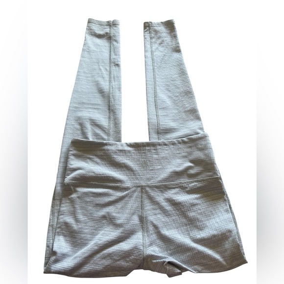 Athleta Pants - Athleta Textured Light Gray Leggings Size Small RN#54023